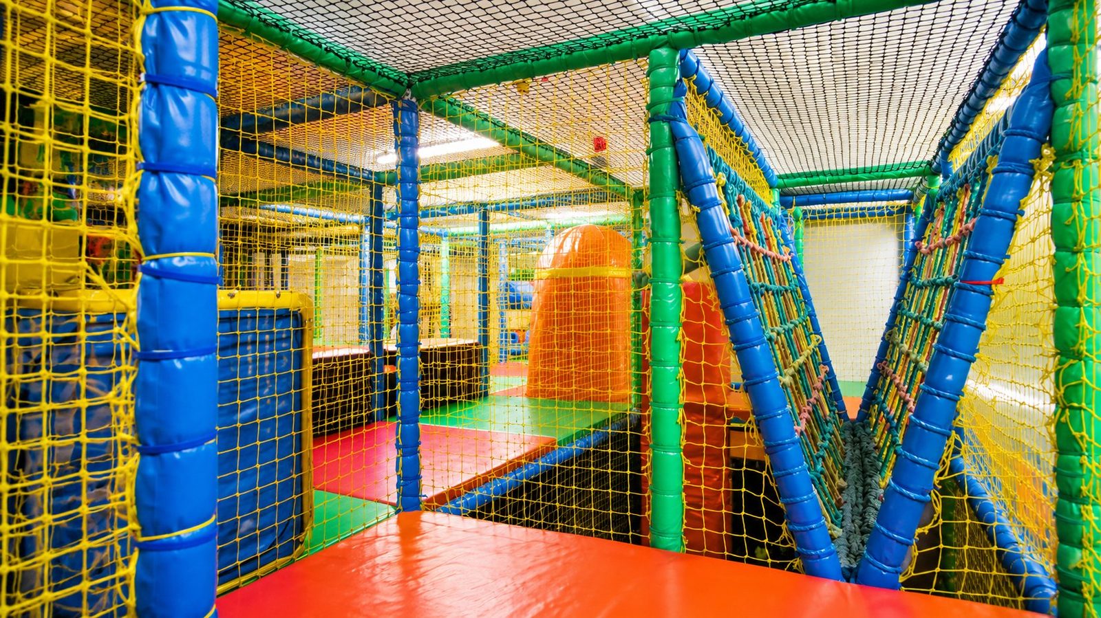 Multi-level play frame and labyrinths at N20 KidsClub